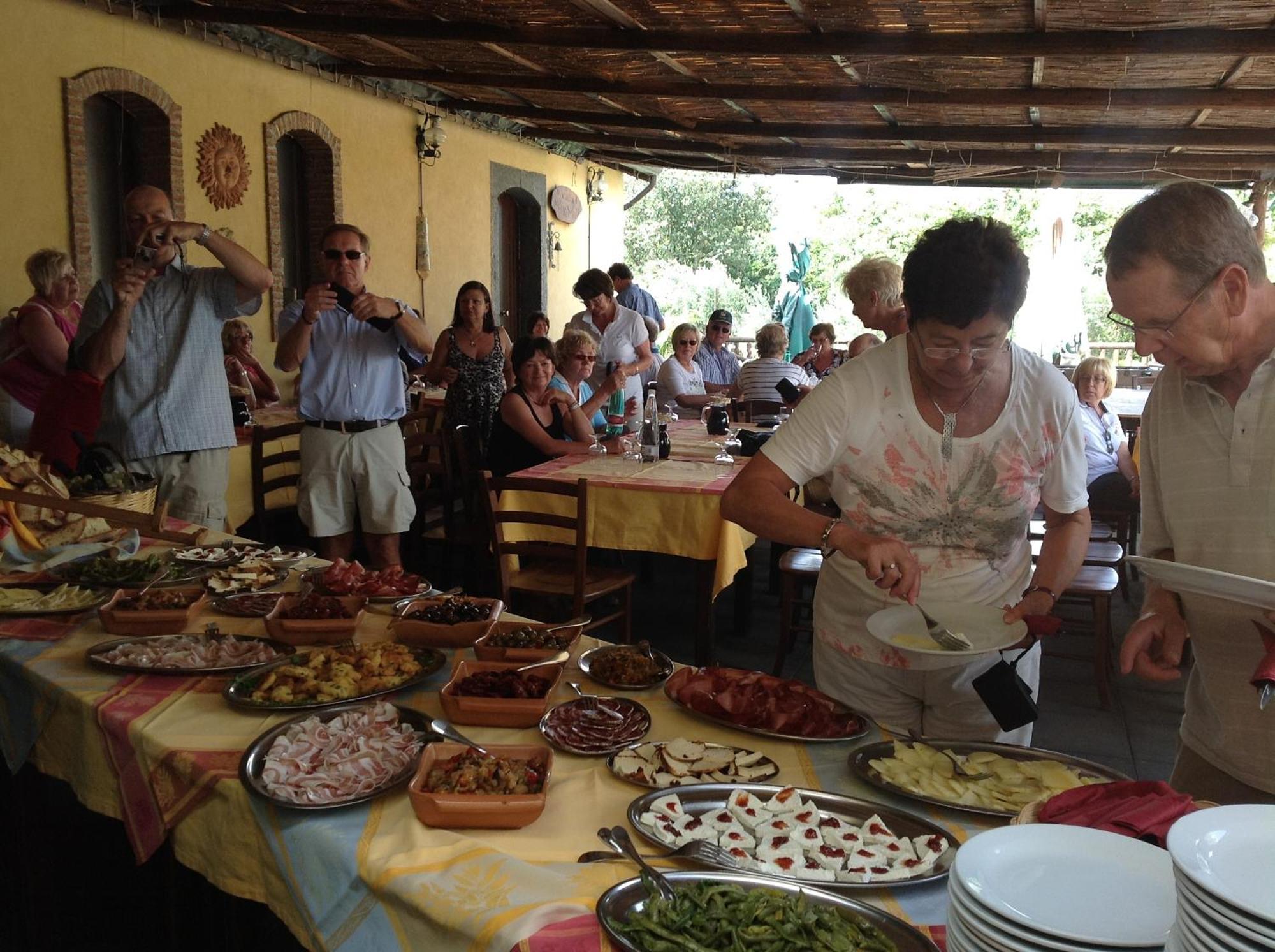 Agriturismo Borgo San Nicolao 란다조 외부 사진