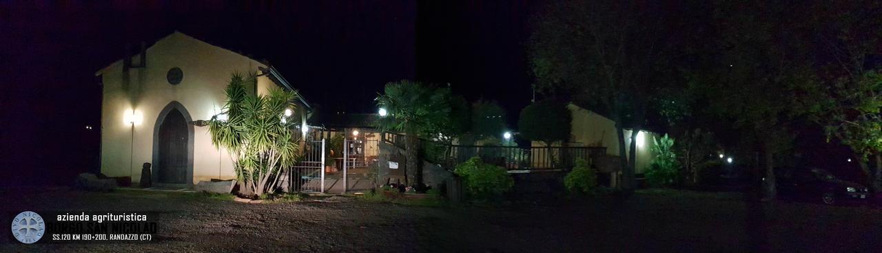 Agriturismo Borgo San Nicolao 란다조 외부 사진