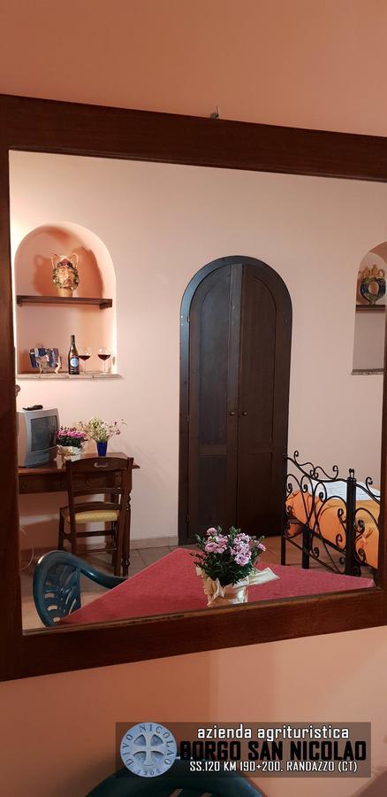 Agriturismo Borgo San Nicolao 란다조 외부 사진